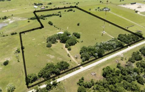 3814 Maeker Road Flatonia TX 78941
