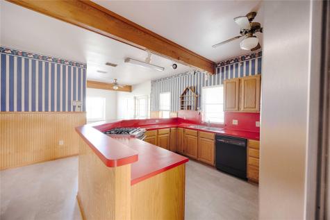 3814 Maeker Road Flatonia TX 78941
