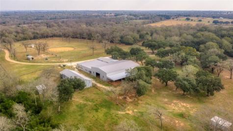 8775 Lone Star Road Washington TX 77880