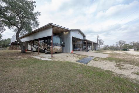 8775 Lone Star Road Washington TX 77880