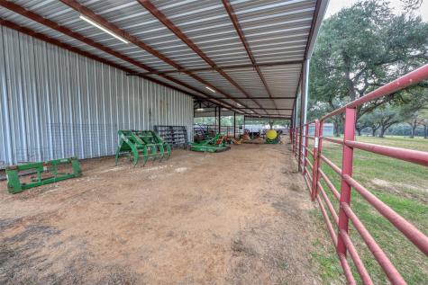 8775 Lone Star Road Washington TX 77880