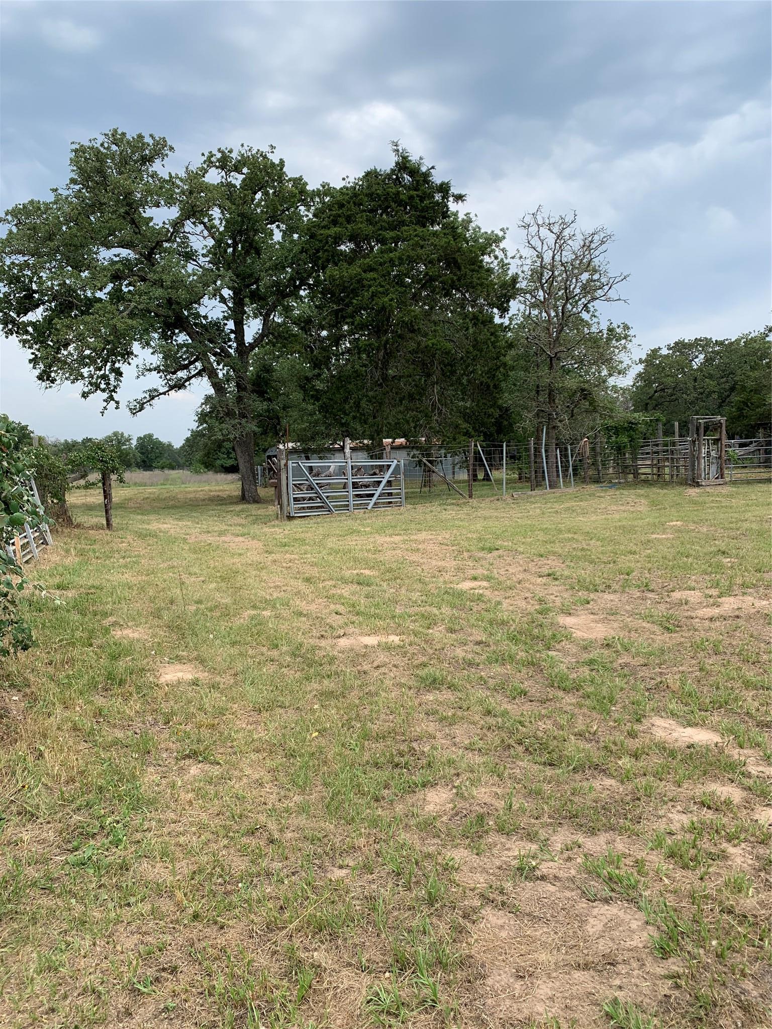 276 Ott Road Rosanky TX 78953