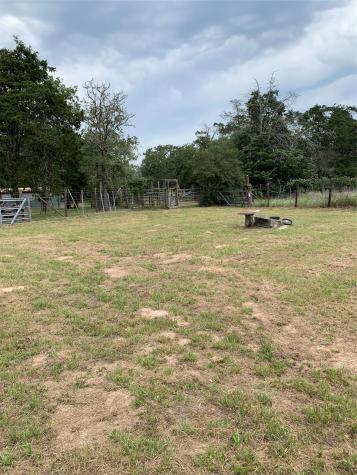 276 Ott Road Rosanky TX 78953