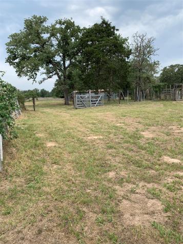 276 Ott Road Rosanky TX 78953