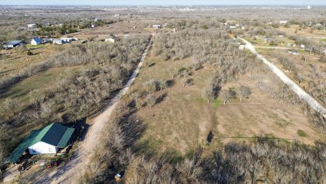 885 Longhollow Road Dale TX 78616
