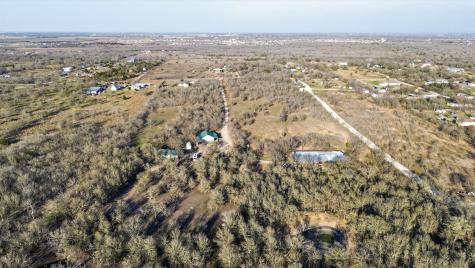 885 Longhollow Road Dale TX 78616
