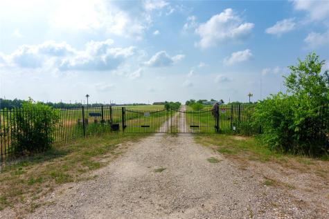 11209 (Tract 1, Bldg 2) Doyle Overton Road Del Valle TX 78617