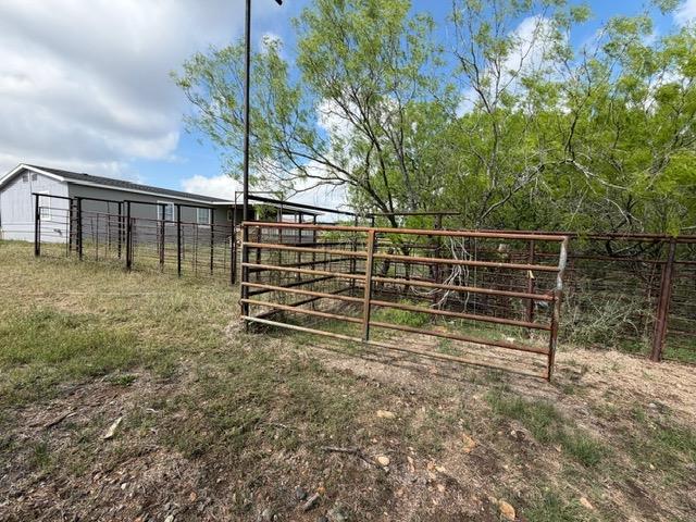 1235 Hoover Street Luling TX 78648