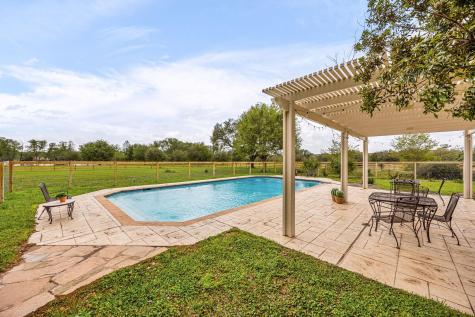 12900 Newberg Road Cat Spring TX 78933