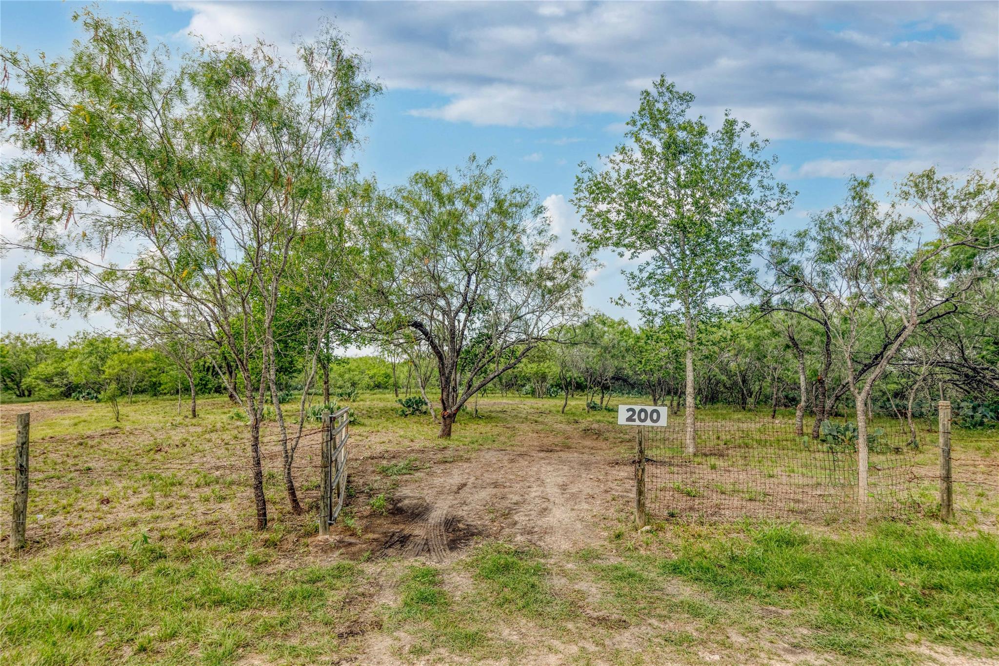 200 Armstrong Road Lockhart TX 78644