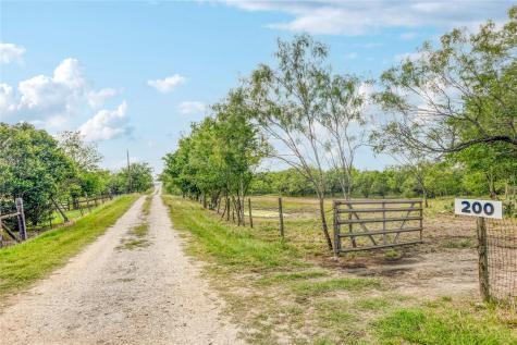 200 Armstrong Road Lockhart TX 78644