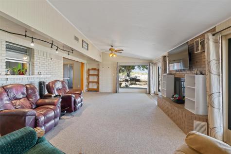 323 County Road 450 Thorndale TX 76577