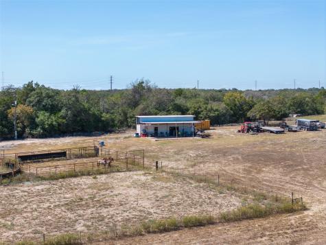 2135 Mule Creek Road Harwood TX 78632