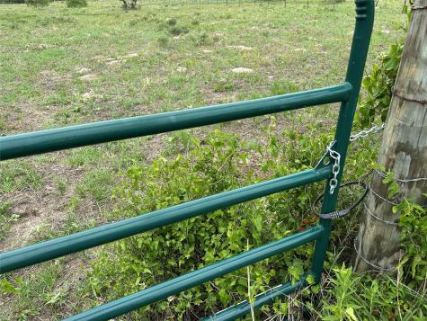 Tract D-2 Sh 95 Highway Smithville TX 78957