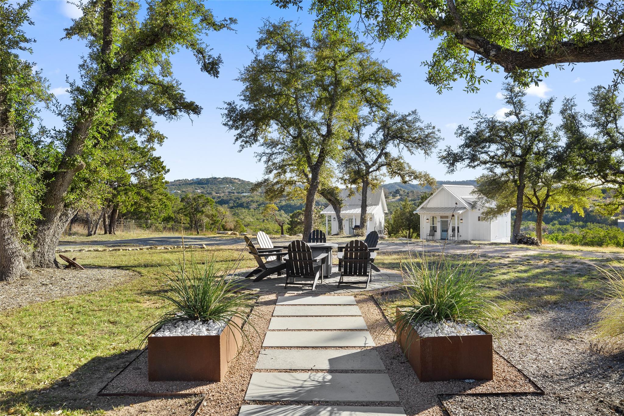810-2 Kothmann Road Dripping Springs TX 78620