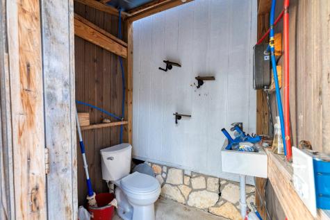1501 Boggy Creek Road Lockhart TX 78644