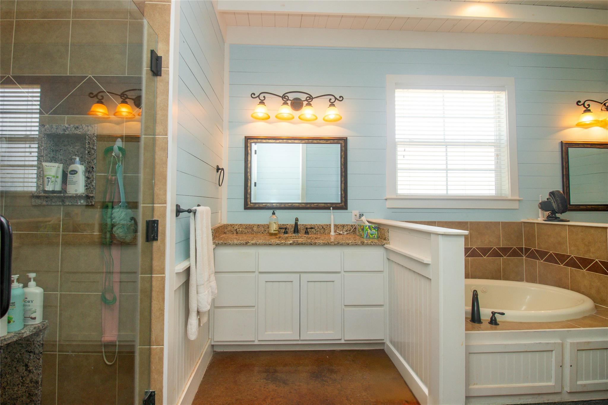 4237 County Road 330 Burnet TX 78611