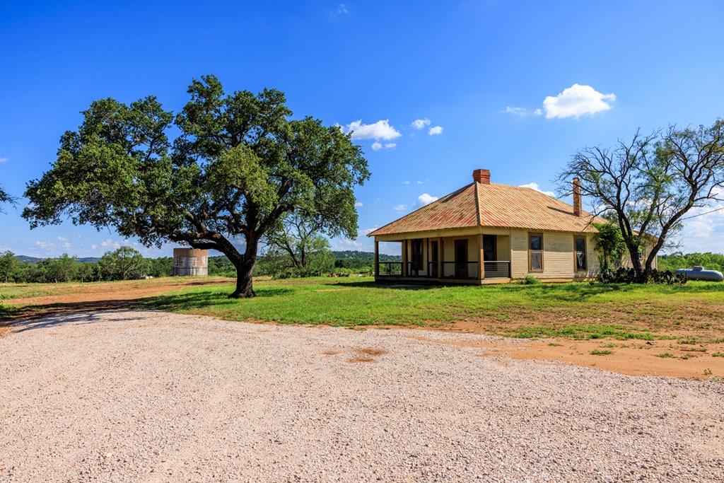 3736-6 County Road 113 Llano TX 78643