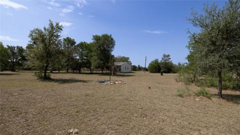 1400 Seminole Trail Dale TX 78616