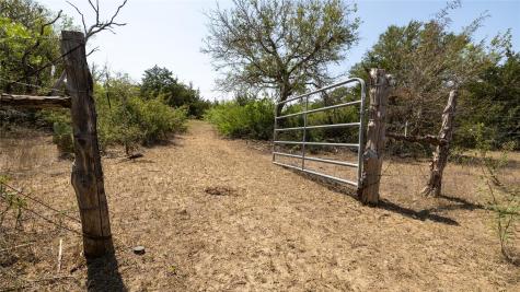 1400 Seminole Trail Dale TX 78616