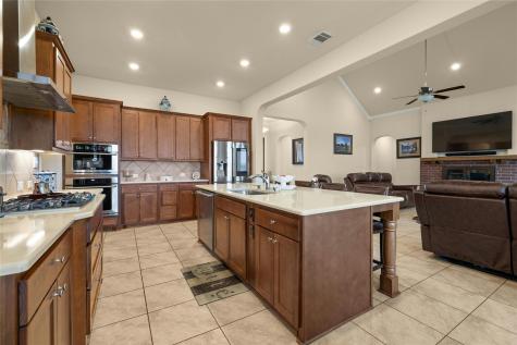 1800 County Road 305 Jarrell TX 76537