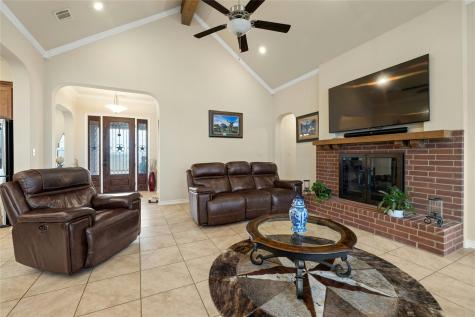 1800 County Road 305 Jarrell TX 76537