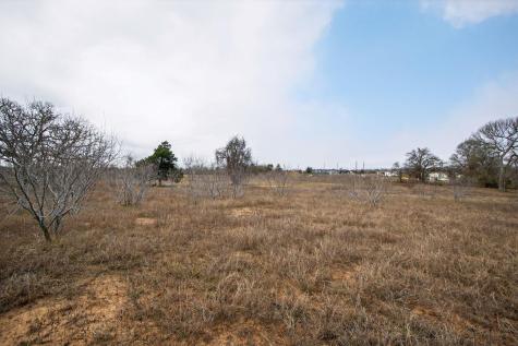 701 Old Colony Line Road Dale TX 78616