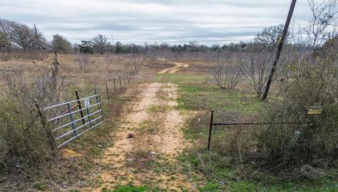 701 Old Colony Line Road Dale TX 78616