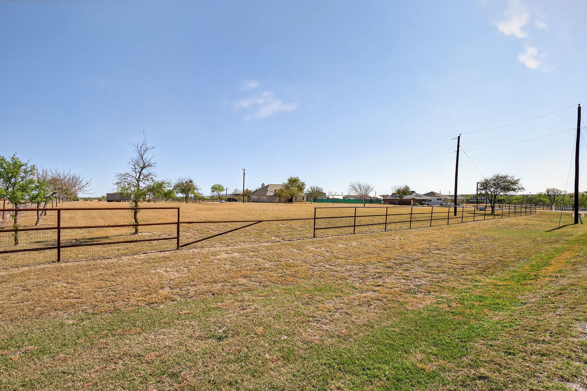 13639 Abrahamson Road Manor TX 78653