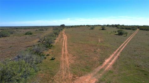 1913 County Road 3000 Pearsall TX 78061