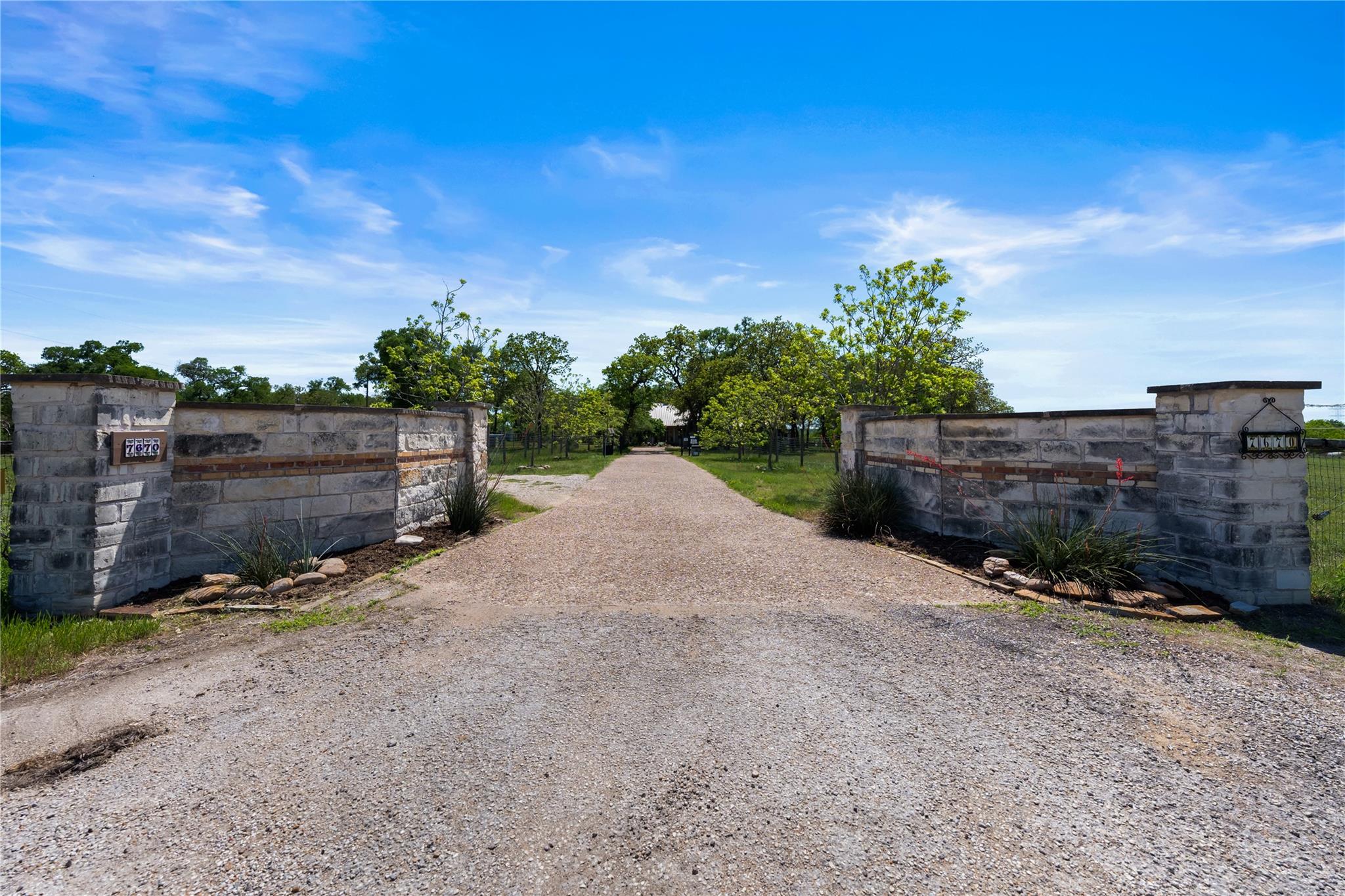 7670 Nez Perce Trace Manor TX 78653