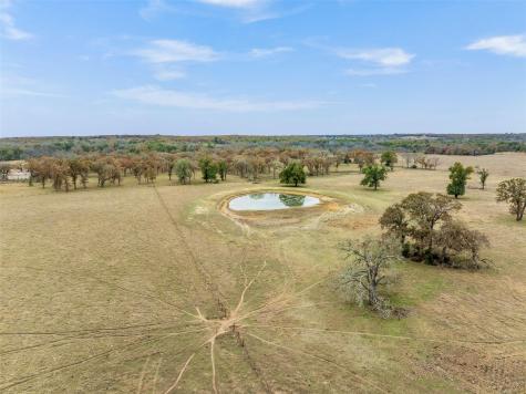 2150 Cr 412 Lexington TX 78947