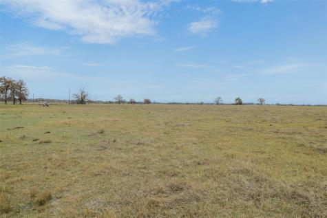 2150 Cr 412 Lexington TX 78947