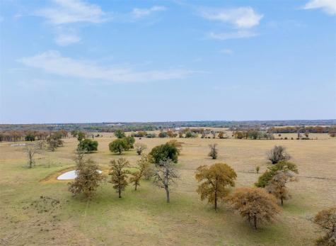 2150 Cr 412 Lexington TX 78947