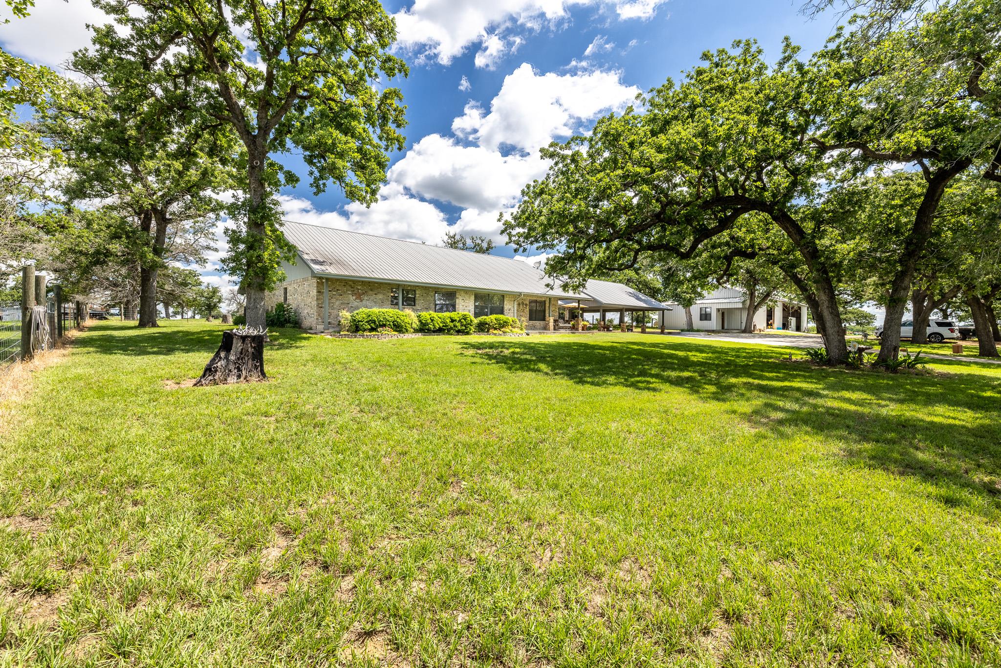 6589 State Highway 304 Harwood TX 78632