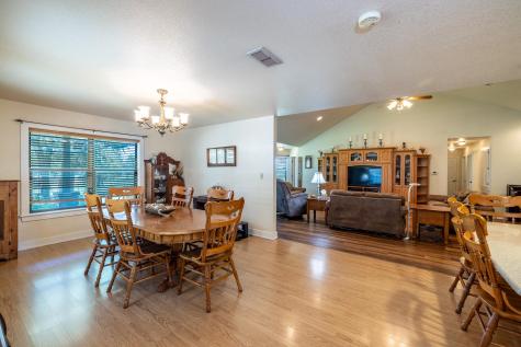 6589 State Highway 304 Harwood TX 78632
