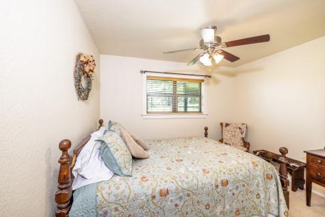6589 State Highway 304 Harwood TX 78632