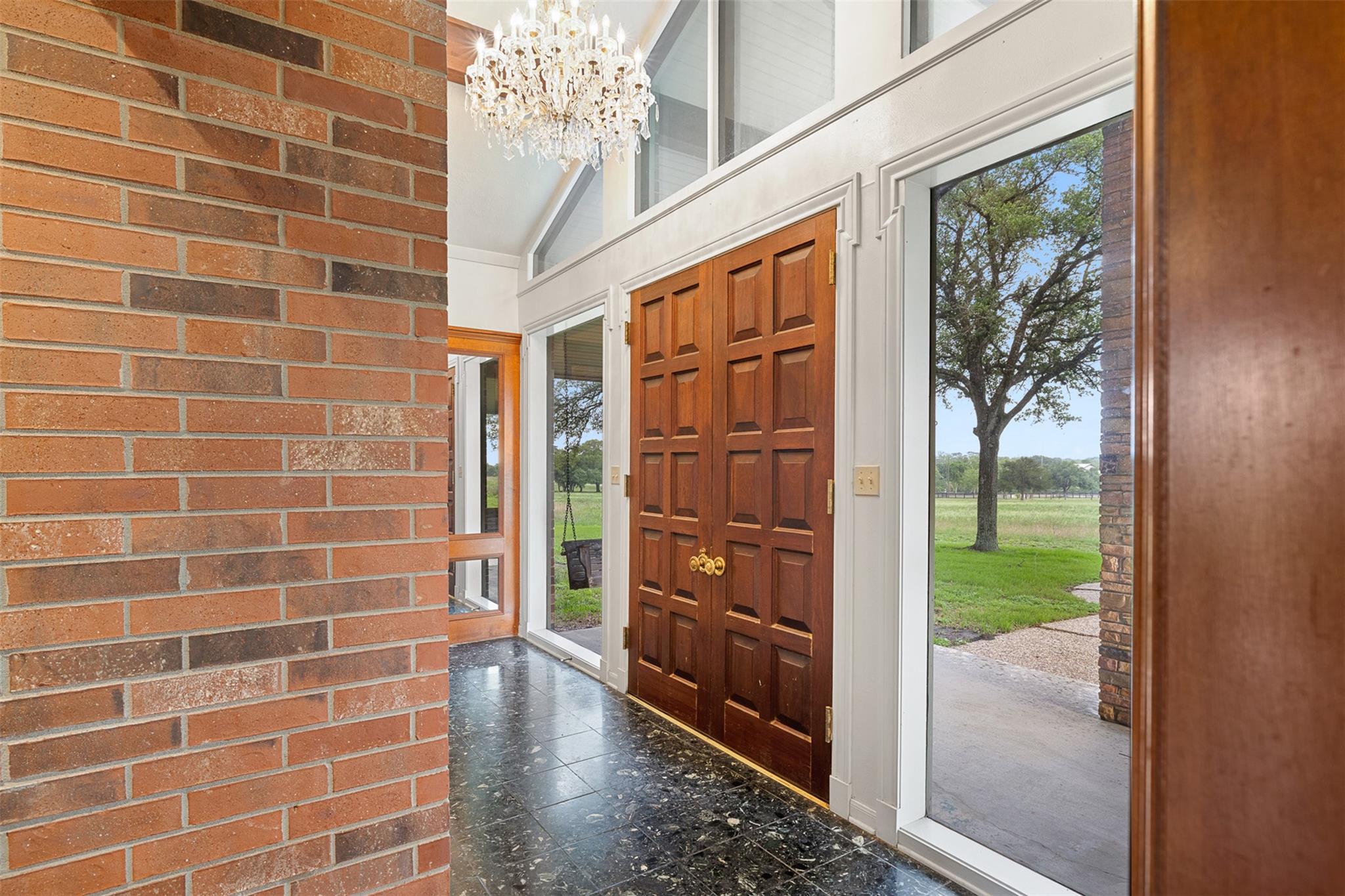 1931 Bruno Road Schulenburg TX 78956