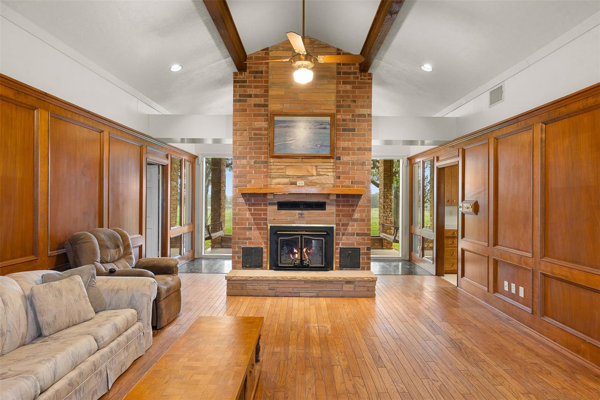 1931 Bruno Road Schulenburg TX 78956