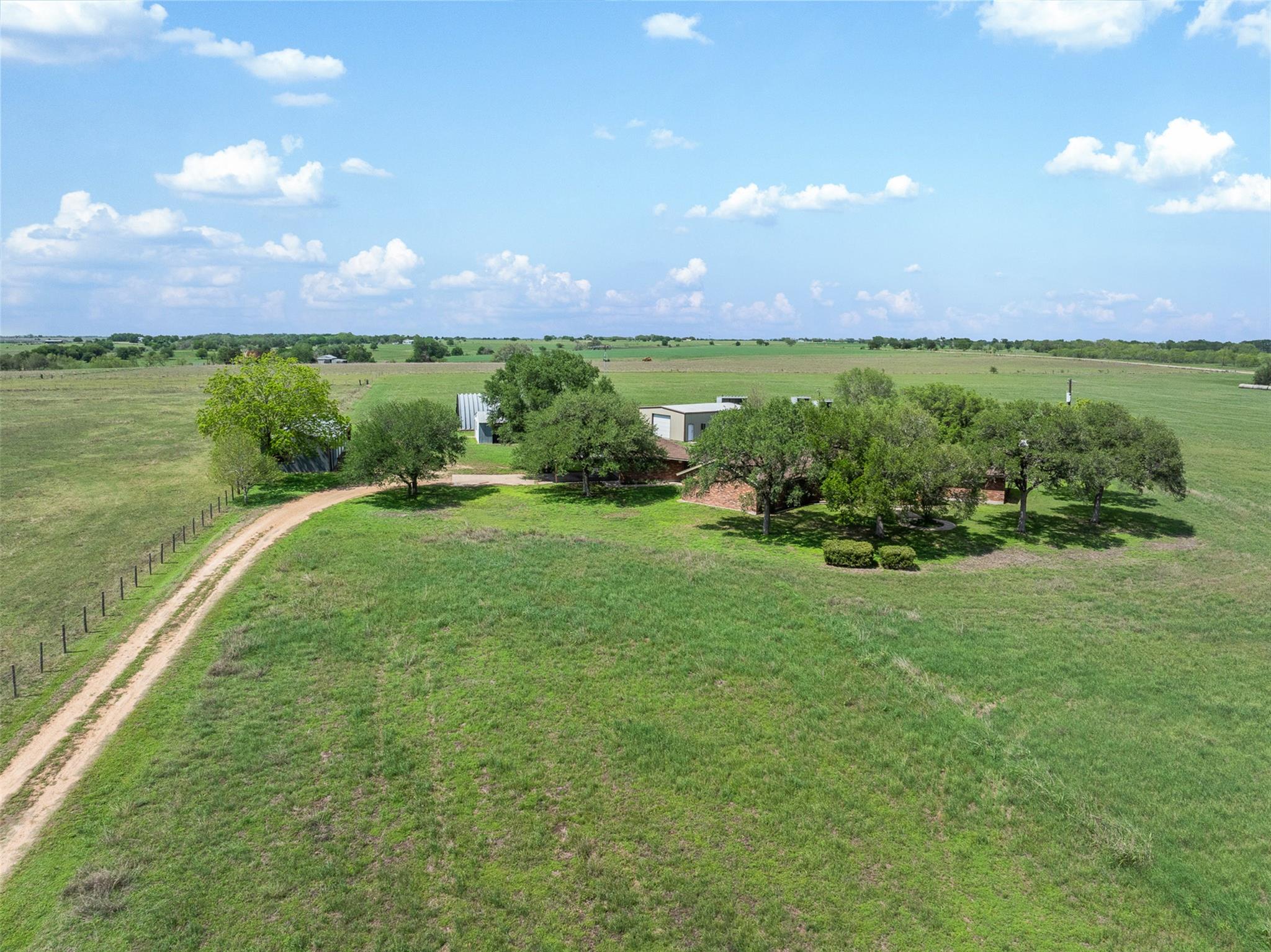 1931 Bruno Road Schulenburg TX 78956