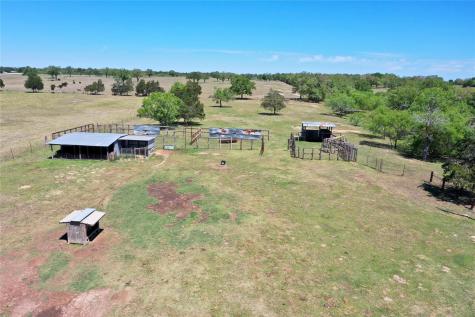 924 Hwy 95 S Smithville TX 78957