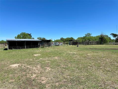 924 Hwy 95 S Smithville TX 78957