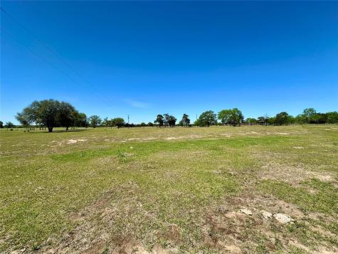924 Hwy 95 S Smithville TX 78957