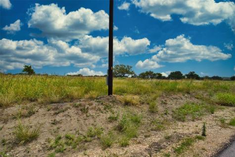 180 Altidore Avenue Dale TX 78616