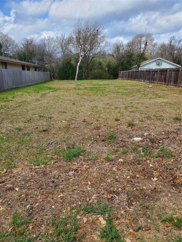 5606 1/2 Joe Sayers Avenue Austin TX 78756