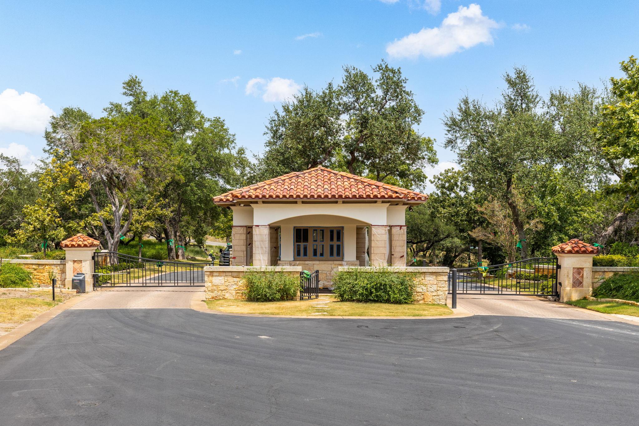 707 Moonlight Bay Drive Spicewood TX 78669