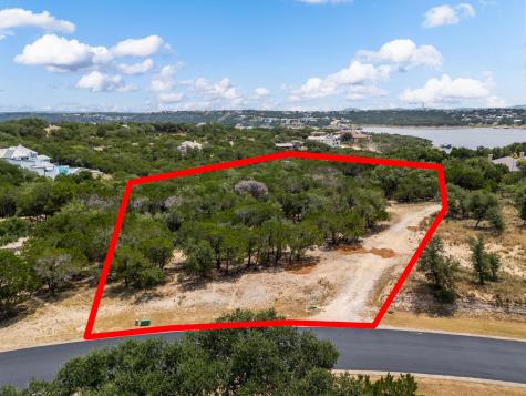 707 Moonlight Bay Drive Spicewood TX 78669