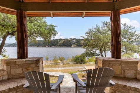 707 Moonlight Bay Drive Spicewood TX 78669