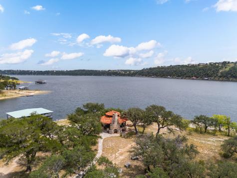 707 Moonlight Bay Drive Spicewood TX 78669