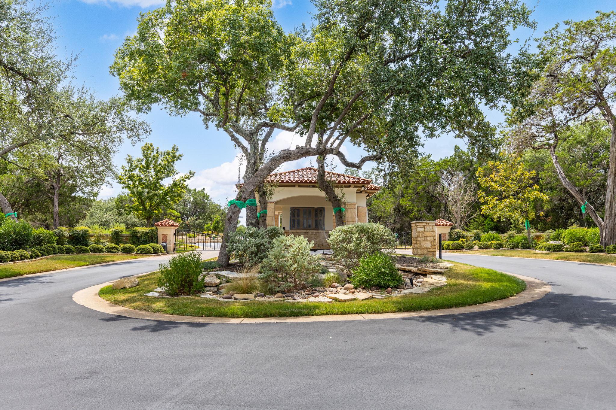 707 Moonlight Bay Drive Spicewood TX 78669